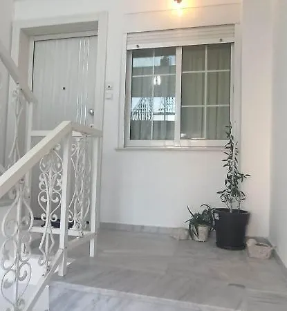 In Koomkapi Apartment