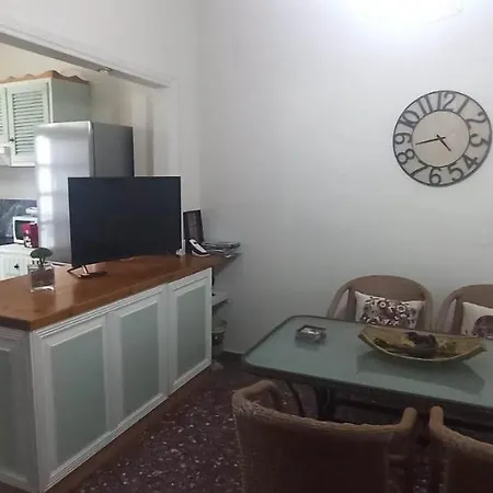 In Koomkapi Apartment